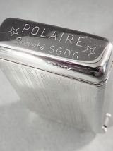 BRIQUET A GAZ POLAIRE DANS SA BOITE