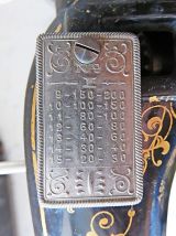 MACHINE A COUDRE VINTAGE