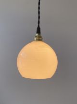 PAIRE D’ANCIENNES SUSPENSIONS EN OPALINE 10 CM VINTAGE