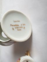 Mini tisanière porcelaine de limoges signée RP scène galante