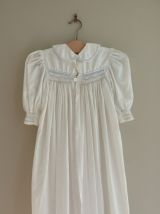 Robe ancienne petite fille