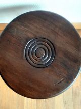 Table guéridon tripode en bois brutaliste 1950 