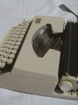 Machine a écrire Japy L72 , vintage