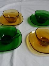 Tasses et soucoupes Vereco