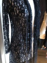 Magnifique veste longue en dentelle noir