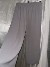 Pantalon stylé jambes large plissé Couleur gris