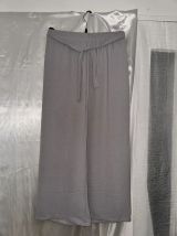 Pantalon stylé jambes large plissé Couleur gris