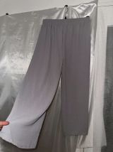 Pantalon stylé jambes large plissé Couleur gris