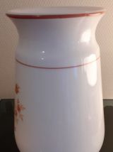 Vase En Opaline.
