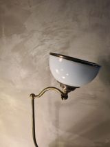 lampe  reglable laiton  avec  socle bois et opaline  avec ce