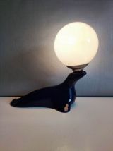 lampe otarie stylisée