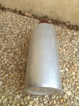bouteille vintage  en aluminium 