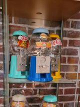 Distributeur a bonbon chewing gum, bonbonniere en fonte et v