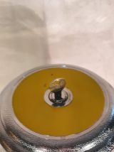 Distributeur chewing gum et bonbon en acier. Style vintage, 