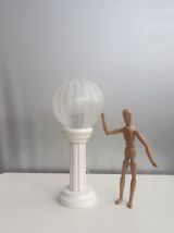Lampe à poser vintage  - colonne bois laqué blanc - 1970