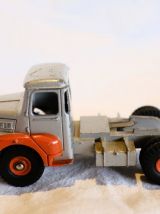 Dépanneuse tracteur Unic Dinky super toys + transporteur