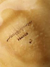 Corbeille à fruits en barbotine estampillée Sarreguemines