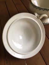 Ancienne soupière sur pied (faïence) estampillée Amandinoise