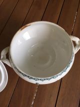 Ancienne soupière sur pied (faïence) estampillée Amandinoise