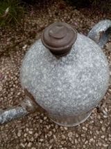 bidon huile , burette , vintage