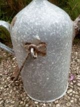 bidon huile , burette , vintage