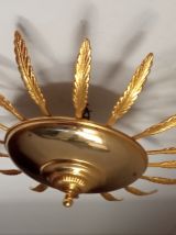 Plafonnier en métal doré 