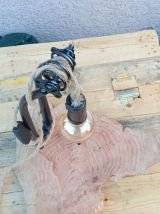 Lampe bois avec fourche de velo ampoule type Edison