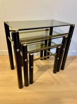 Tables gigognes noires et dorées