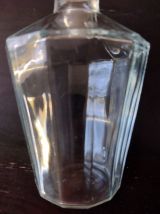 Ancienne carafe à liqueur en verre vintage