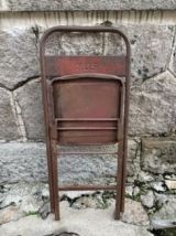 Chaise pliante métal rouge