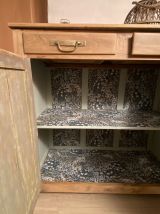 Buffet parisien vintage