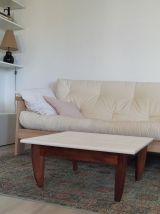 Table basse carré couleur crème 