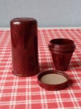 Crachoir de poche en bakélite 