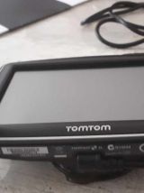 Gps tomtom xl europe 42 pays iq route edition  boite  cable