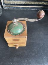 Joli moulin à café ODAX en bois et métal 