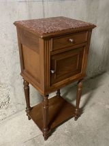 Chevet « Red Marble »