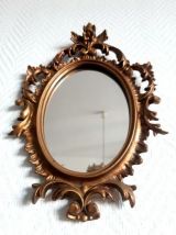 Petit miroir rocaille ovale bois doré