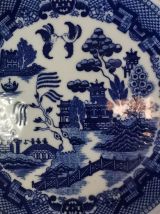 Blue Willow - Une assiette ancienne Blue Willow Japan