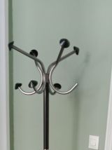 Porte manteau sur pied 