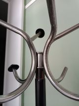 Porte manteau sur pied 