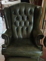 Canapé Chesterfield + Fauteuil + Pouf Très bon état