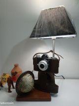 Lampe à poser déco recyclage appareil photo vintage
