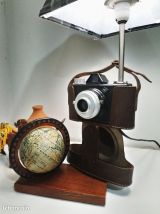 Lampe à poser déco recyclage appareil photo vintage
