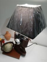 Lampe à poser déco recyclage appareil photo vintage