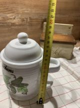 Pot pour cornichons vintage en porcelaine 
