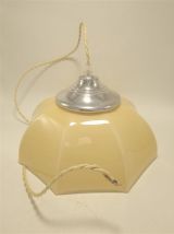 Suspension en opaline