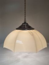 Suspension en opaline
