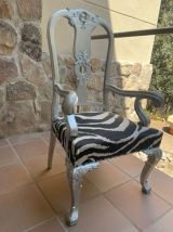 Fauteuil de style baroque, en bois, tissu zèbre