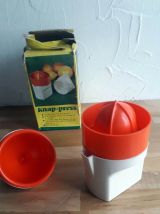 Presse agrumes orange vintage des années  70-80