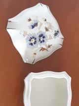 Petite bonbonnière en porcelaine émaillée